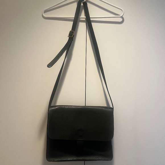 Kate Sheridan x TOAST Dark Forest Green Pebbled Leather Crossbody Bag - Picture 2 of 8